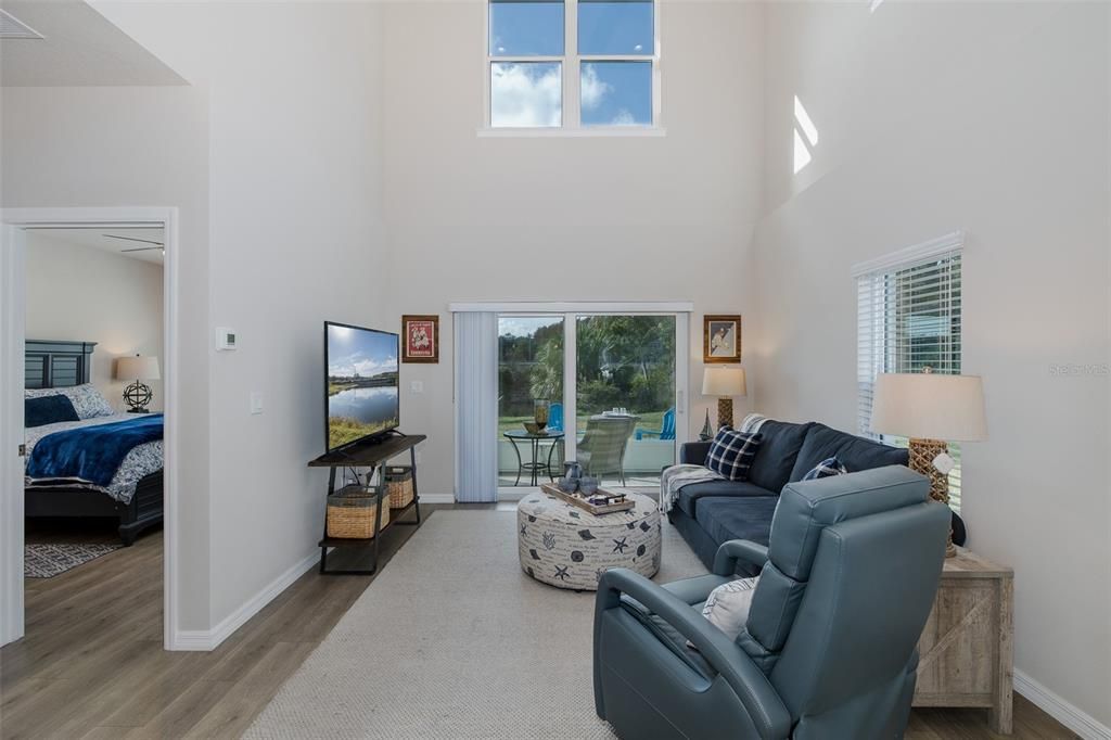 For Sale: $398,000 (3 beds, 2 baths, 1991 Square Feet)