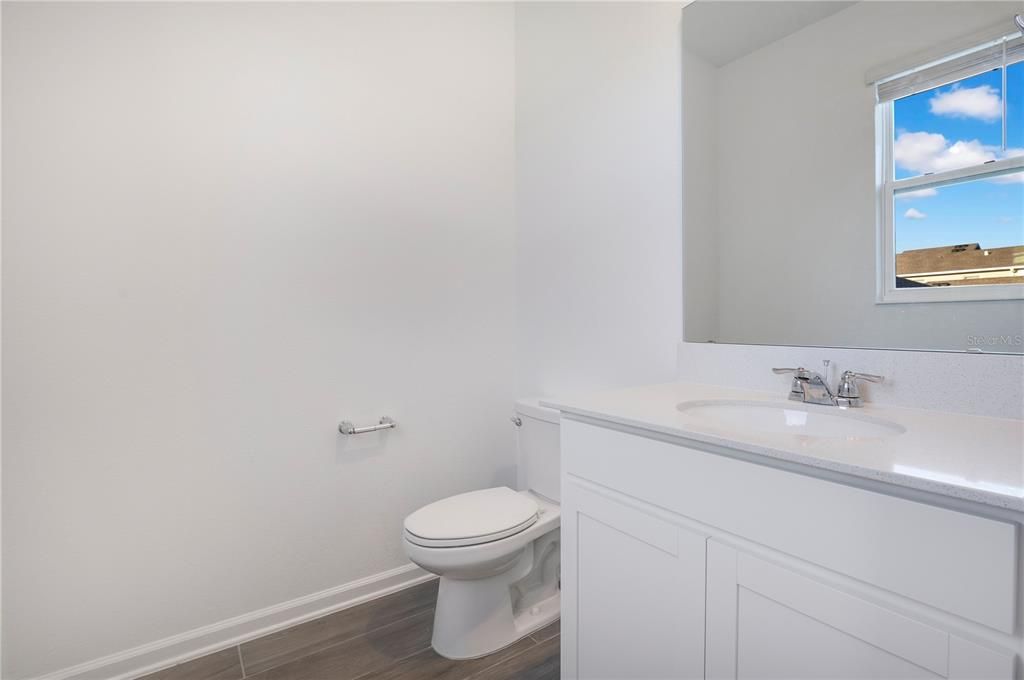 For Rent: $2,700 (3 beds, 2 baths, 1636 Square Feet)