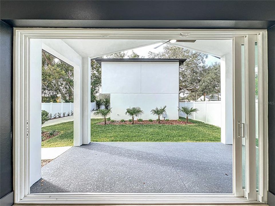 For Sale: $1,085,000 (5 beds, 3 baths, 3107 Square Feet)