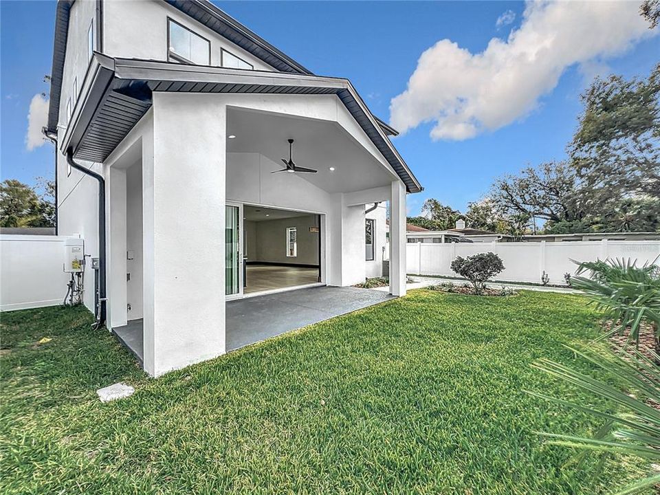 For Sale: $1,085,000 (5 beds, 3 baths, 3107 Square Feet)