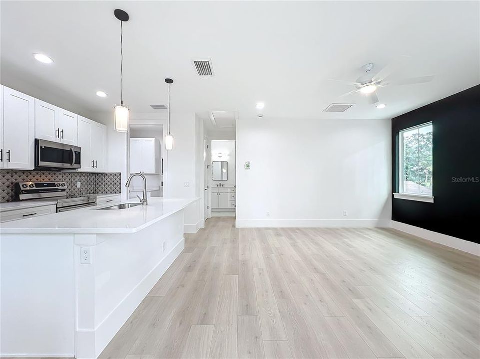 For Sale: $1,085,000 (5 beds, 3 baths, 3107 Square Feet)