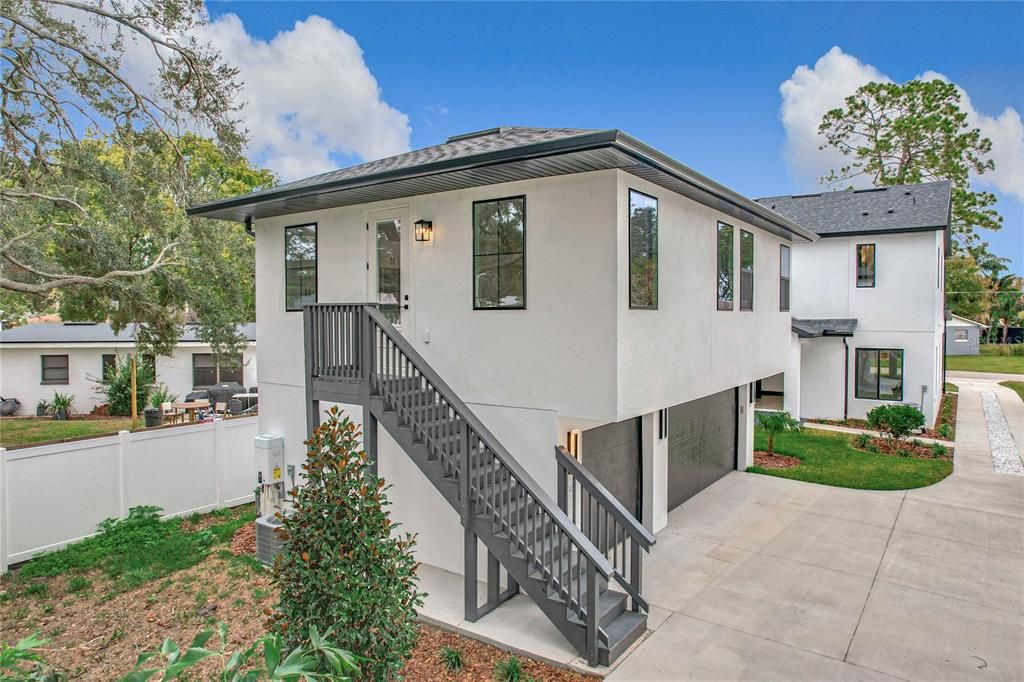 For Sale: $1,085,000 (5 beds, 3 baths, 3107 Square Feet)