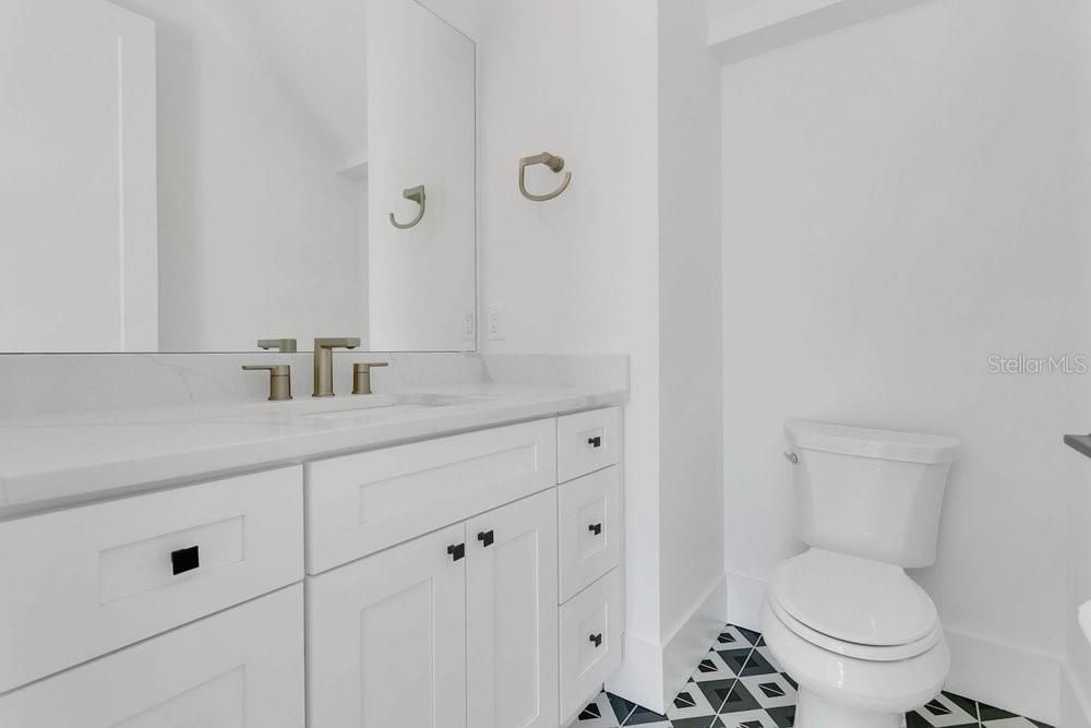 For Sale: $1,085,000 (5 beds, 3 baths, 3107 Square Feet)