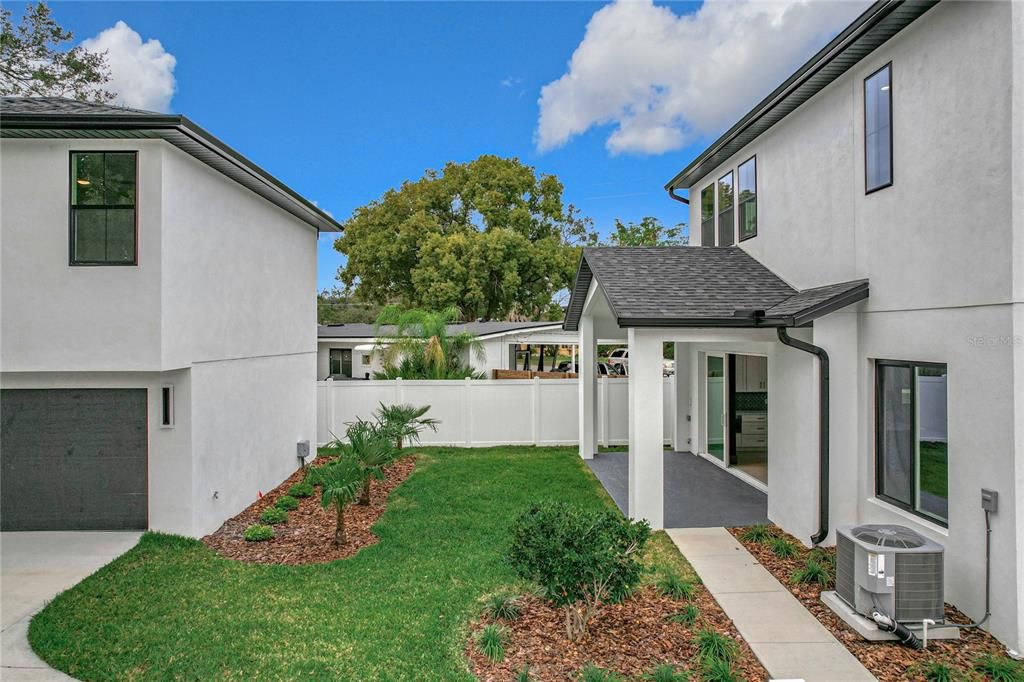 For Sale: $1,085,000 (5 beds, 3 baths, 3107 Square Feet)