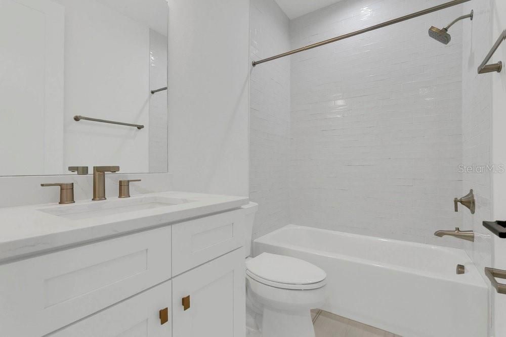 For Sale: $1,085,000 (5 beds, 3 baths, 3107 Square Feet)