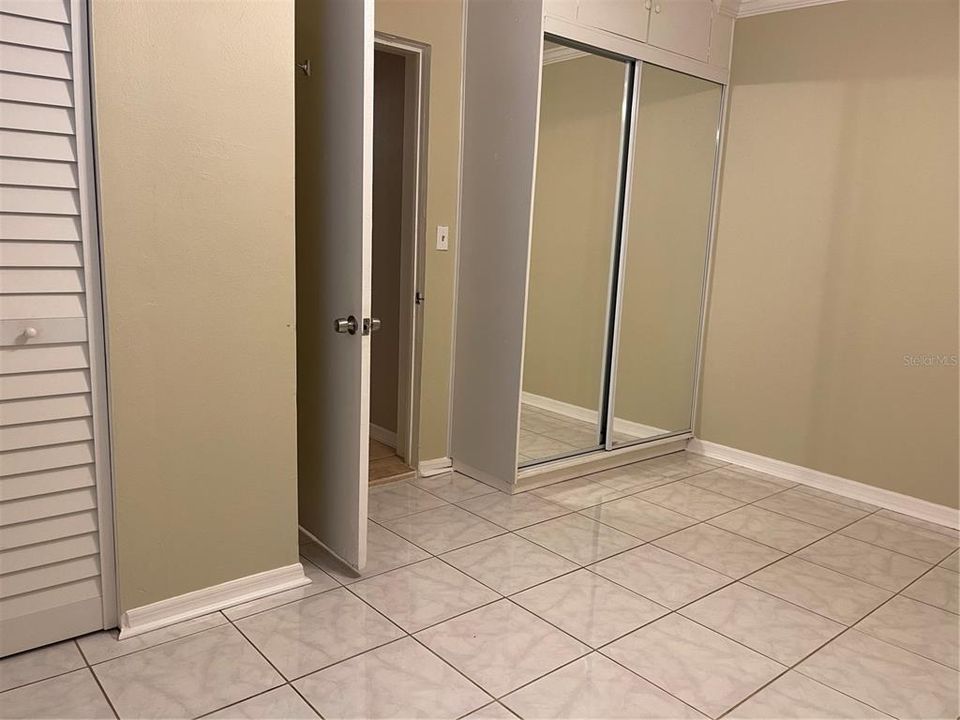 For Rent: $2,350 (3 beds, 1 baths, 1241 Square Feet)