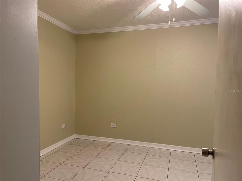 For Rent: $2,350 (3 beds, 1 baths, 1241 Square Feet)