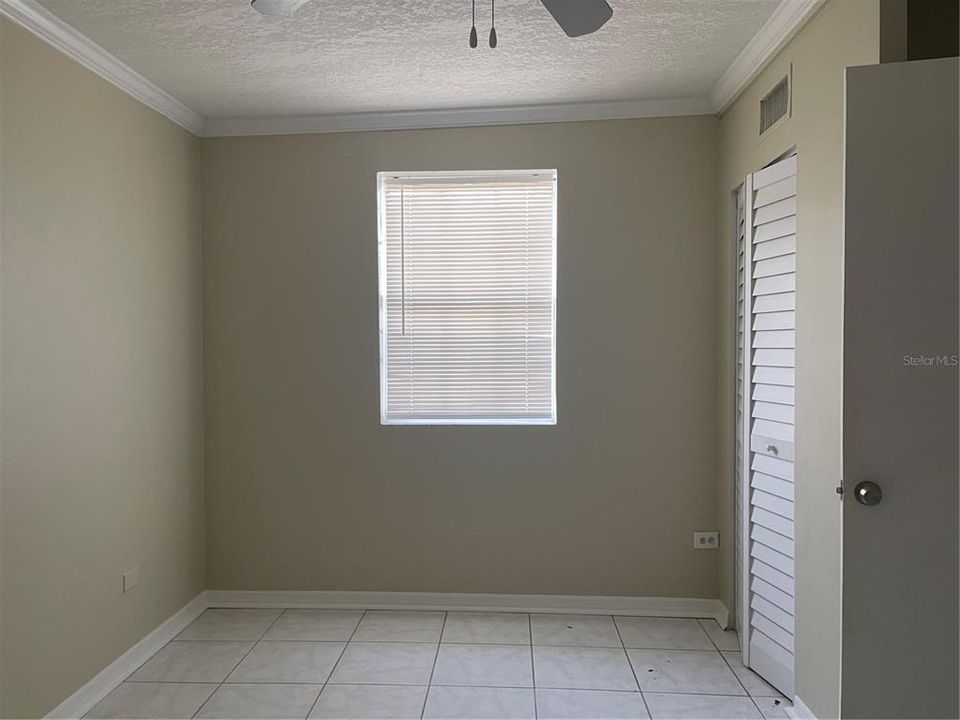 For Rent: $2,350 (3 beds, 1 baths, 1241 Square Feet)