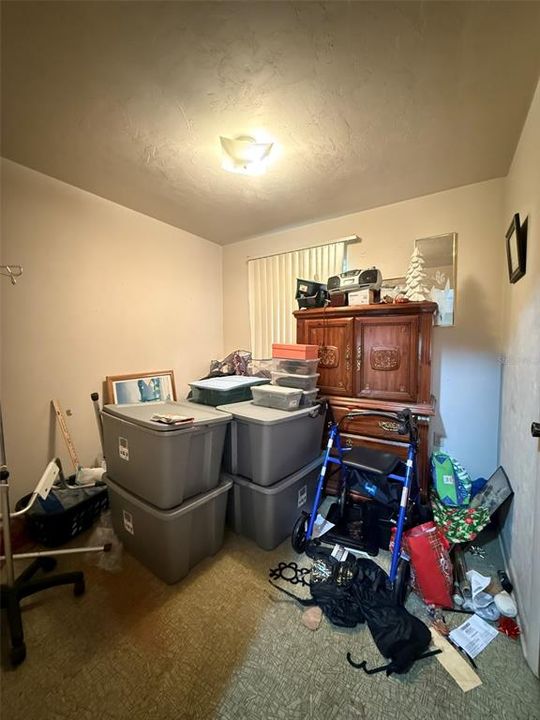 For Sale: $249,900 (4 beds, 2 baths, 1422 Square Feet)