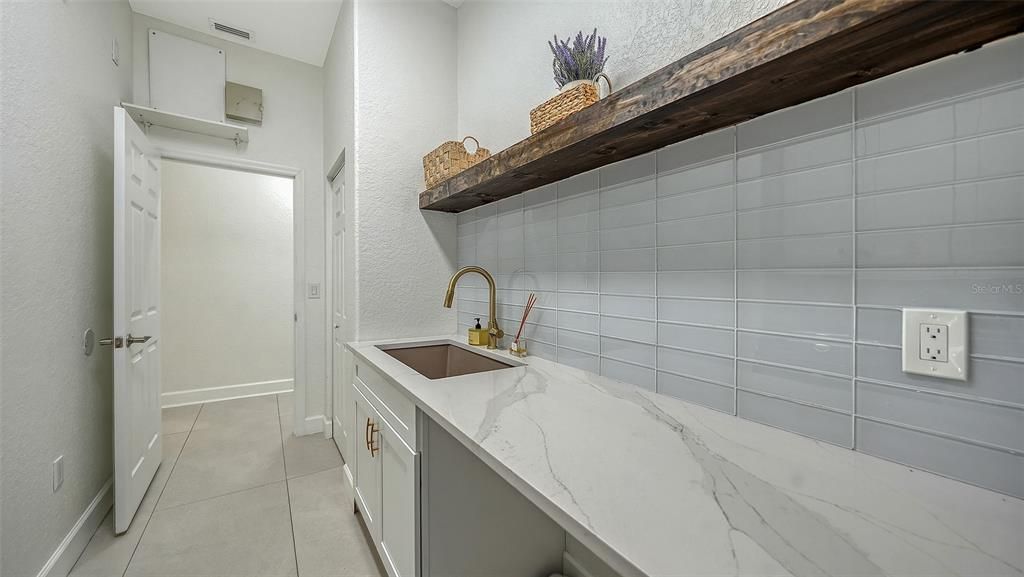 For Sale: $1,090,000 (4 beds, 3 baths, 3122 Square Feet)