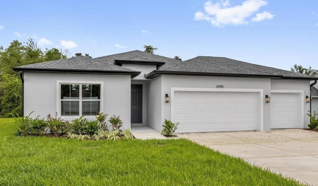 For Sale: $324,900 (4 beds, 3 baths, 1990 Square Feet)