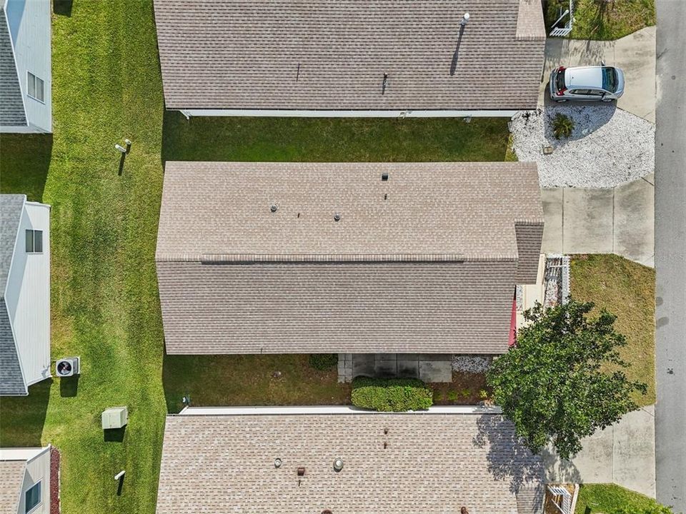 For Sale: $309,000 (2 beds, 2 baths, 1121 Square Feet)