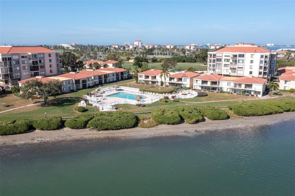 На продажу: $229,000 (1 спален, 1 ванн, 780 Квадратных фут)