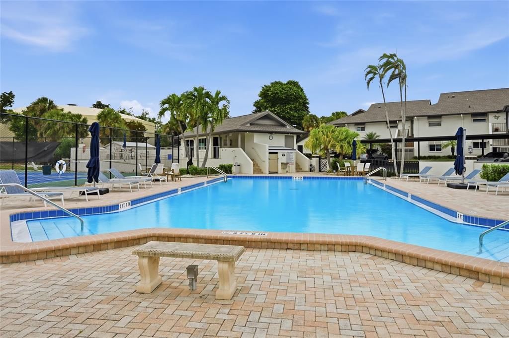 En Venta: $725,000 (2 camas, 2 baños, 1248 Pies cuadrados)