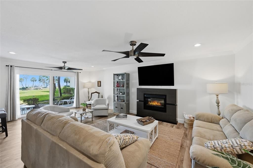 En Venta: $725,000 (2 camas, 2 baños, 1248 Pies cuadrados)