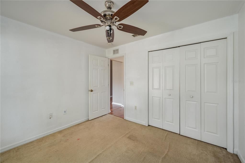 For Sale: $265,000 (3 beds, 2 baths, 1230 Square Feet)