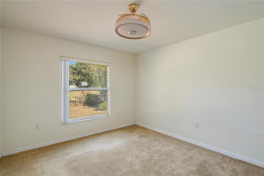 For Sale: $265,000 (3 beds, 2 baths, 1230 Square Feet)