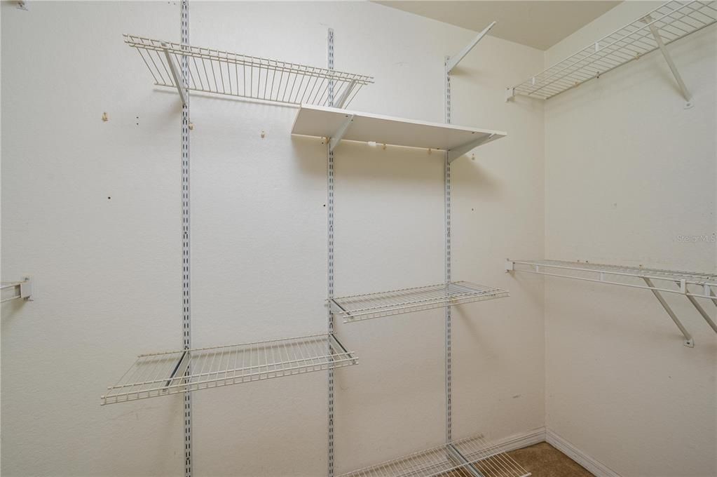 For Sale: $265,000 (3 beds, 2 baths, 1230 Square Feet)