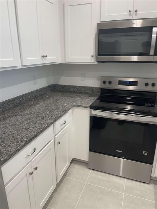 For Rent: $2,500 (3 beds, 2 baths, 1628 Square Feet)