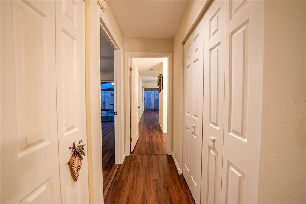 En Venta: $230,000 (2 camas, 2 baños, 1360 Pies cuadrados)