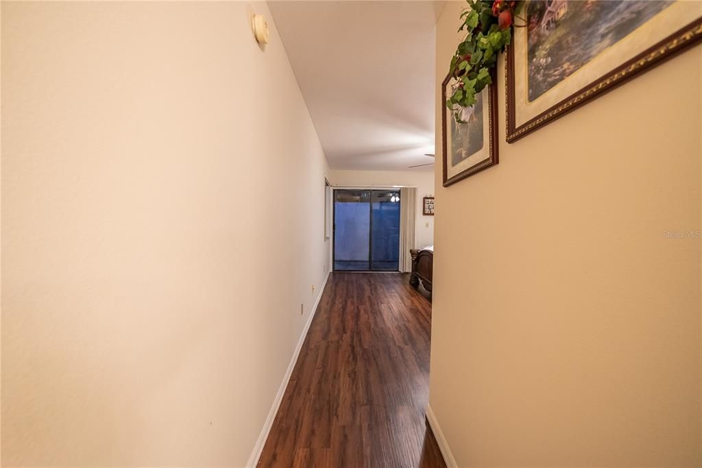 En Venta: $230,000 (2 camas, 2 baños, 1360 Pies cuadrados)