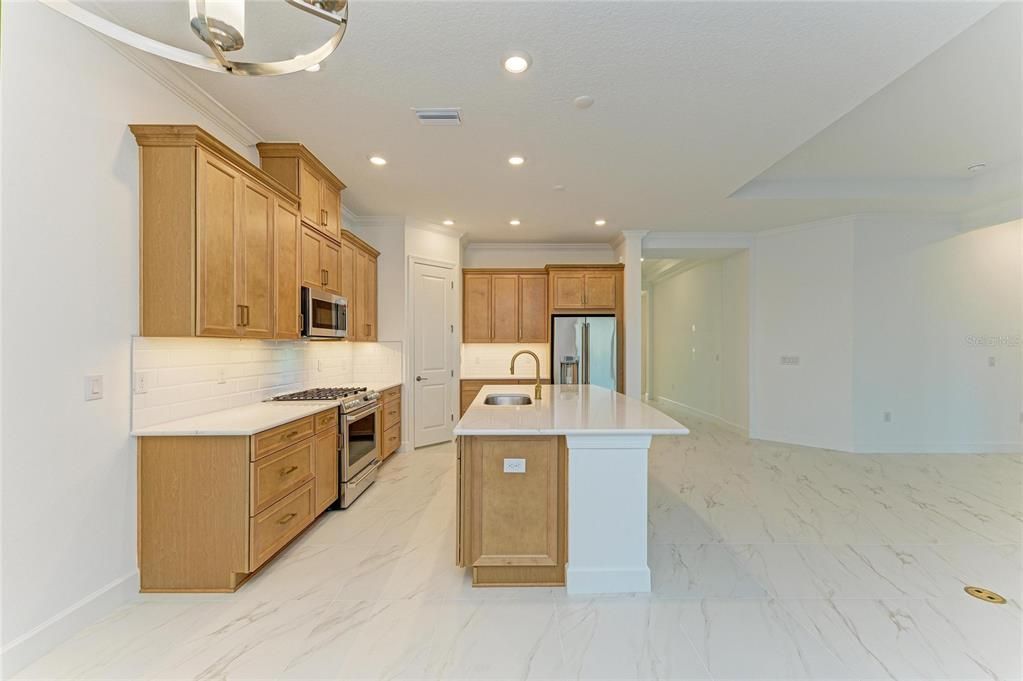 待售: $895,000 (3 贝兹, 3 浴室, 2101 平方英尺)