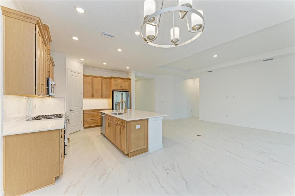 待售: $895,000 (3 贝兹, 3 浴室, 2101 平方英尺)