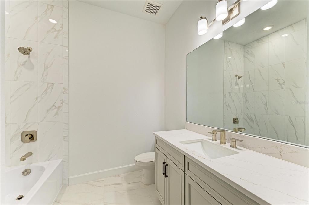 待售: $895,000 (3 贝兹, 3 浴室, 2101 平方英尺)