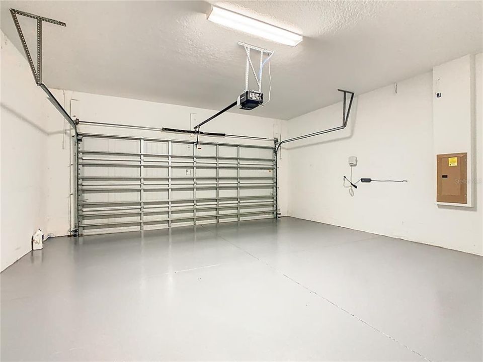 待售: $411,000 (4 贝兹, 3 浴室, 2082 平方英尺)