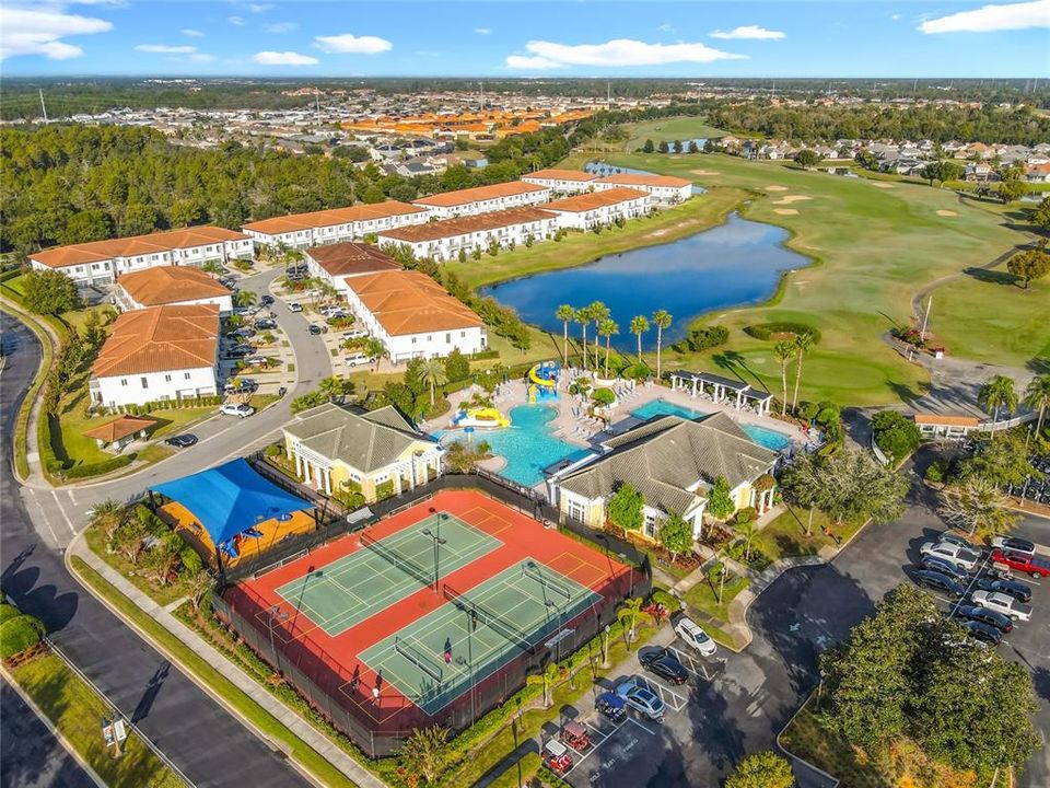 待售: $411,000 (4 贝兹, 3 浴室, 2082 平方英尺)