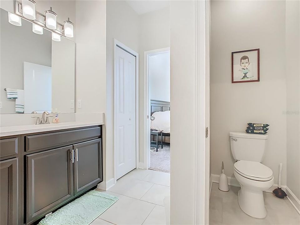 待售: $411,000 (4 贝兹, 3 浴室, 2082 平方英尺)