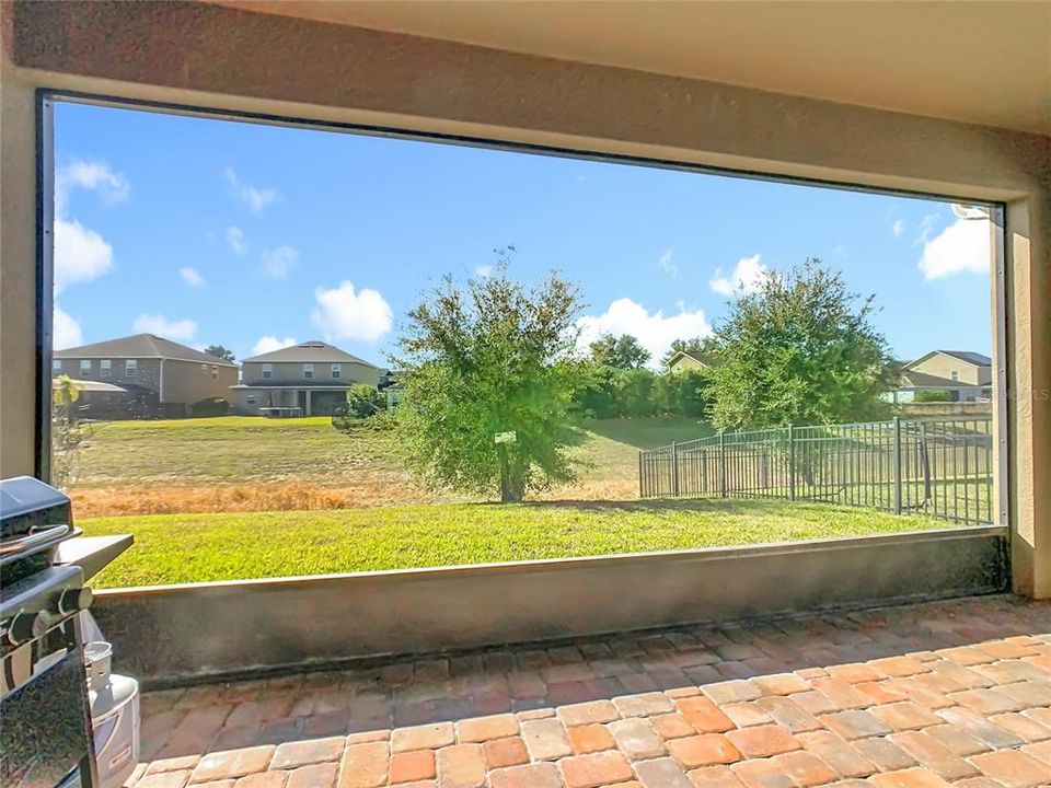 待售: $411,000 (4 贝兹, 3 浴室, 2082 平方英尺)