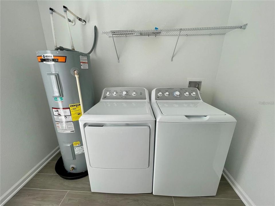 В аренду: $2,850 (3 спален, 2 ванн, 1717 Квадратных фут)