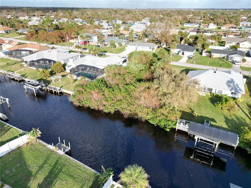 待售: $105,000 (0.23 acres)