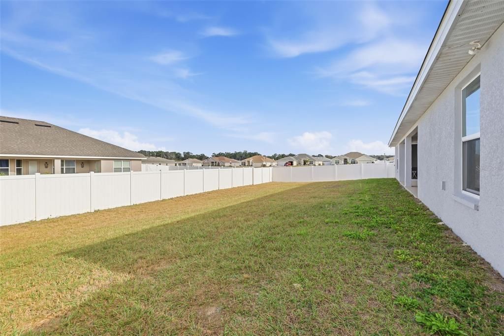 En Venta: $398,000 (4 camas, 3 baños, 2301 Pies cuadrados)