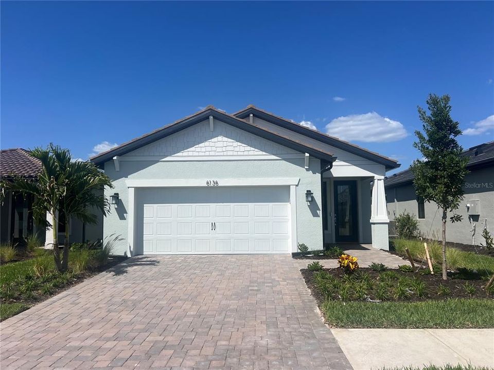 Recently Sold: $484,000 (2 beds, 2 baths, 1655 Square Feet)