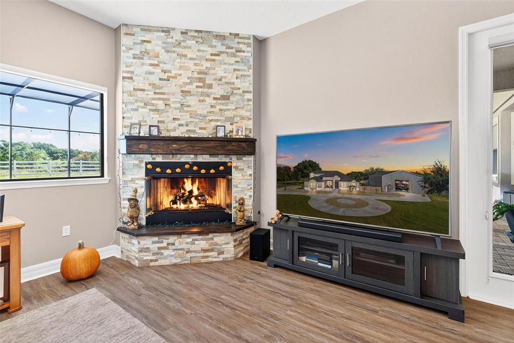 待售: $1,555,000 (5 贝兹, 4 浴室, 4236 平方英尺)