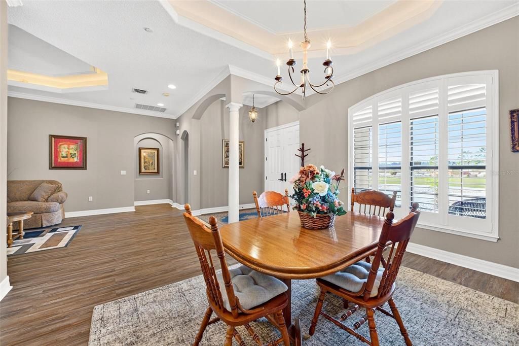 待售: $1,555,000 (5 贝兹, 4 浴室, 4236 平方英尺)