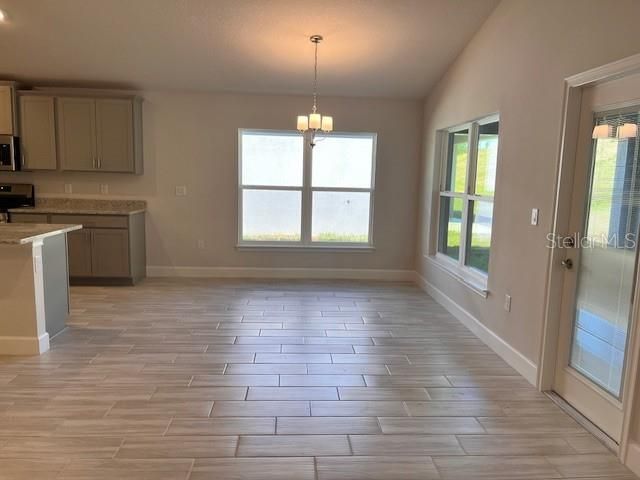 For Sale: $373,850 (3 beds, 2 baths, 1978 Square Feet)