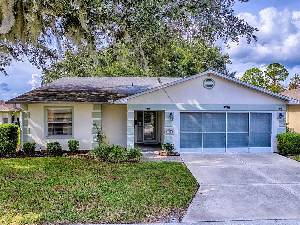 For Sale: $229,900 (2 beds, 2 baths, 1336 Square Feet)