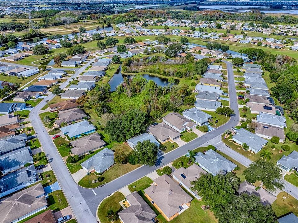 For Sale: $229,900 (2 beds, 2 baths, 1336 Square Feet)