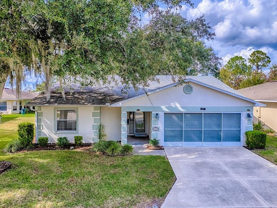 For Sale: $229,900 (2 beds, 2 baths, 1336 Square Feet)