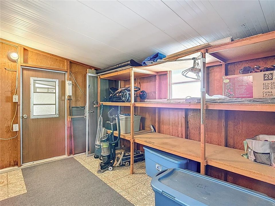 Под контрактом: $109,500 (2 спален, 2 ванн, 1440 Квадратных фут)