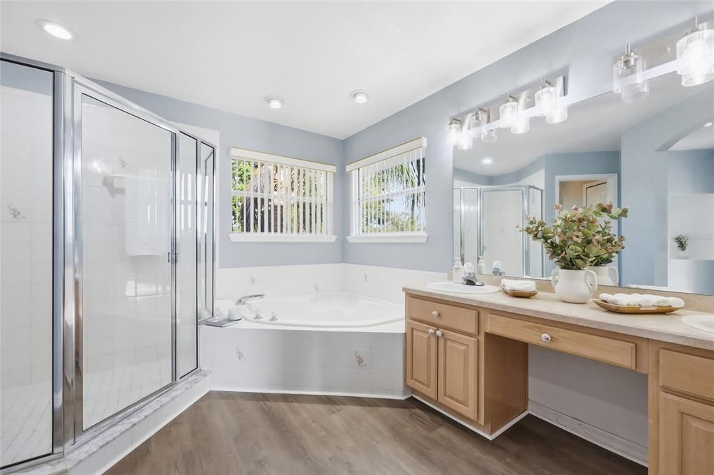 待售: $510,000 (5 贝兹, 4 浴室, 3036 平方英尺)