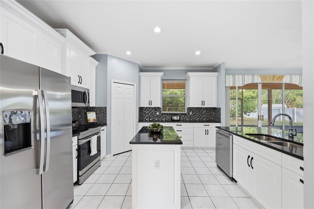 待售: $510,000 (5 贝兹, 4 浴室, 3036 平方英尺)