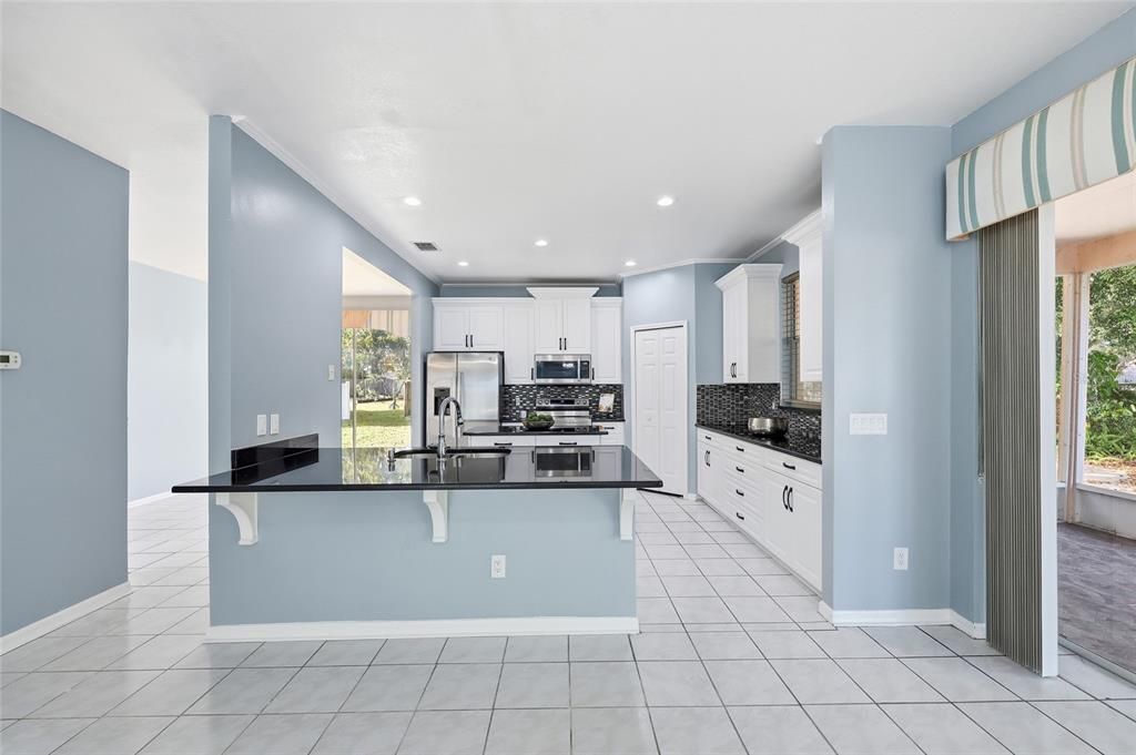 待售: $510,000 (5 贝兹, 4 浴室, 3036 平方英尺)