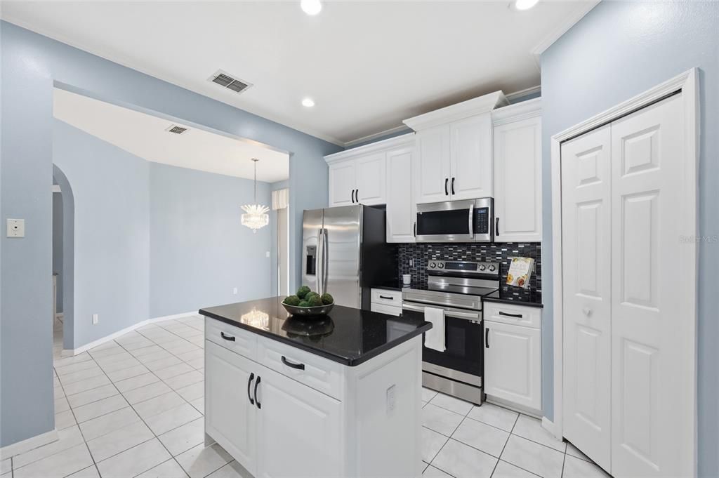 待售: $510,000 (5 贝兹, 4 浴室, 3036 平方英尺)