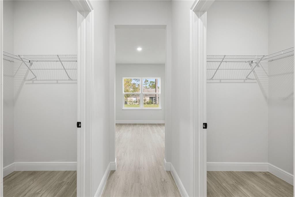 待售: $295,900 (4 贝兹, 2 浴室, 1845 平方英尺)