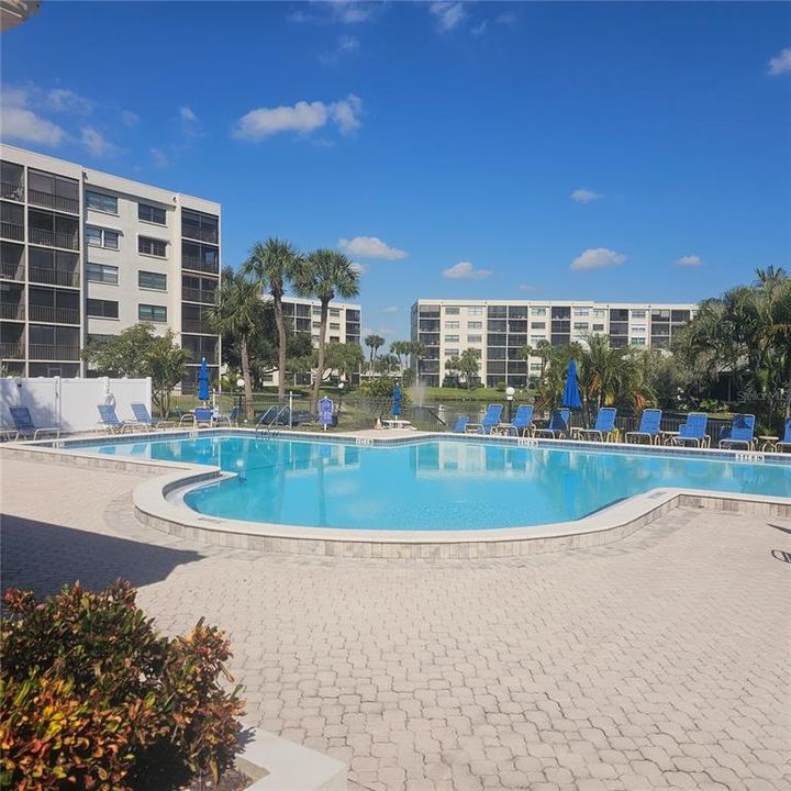 En Venta: $349,900 (2 camas, 2 baños, 1170 Pies cuadrados)