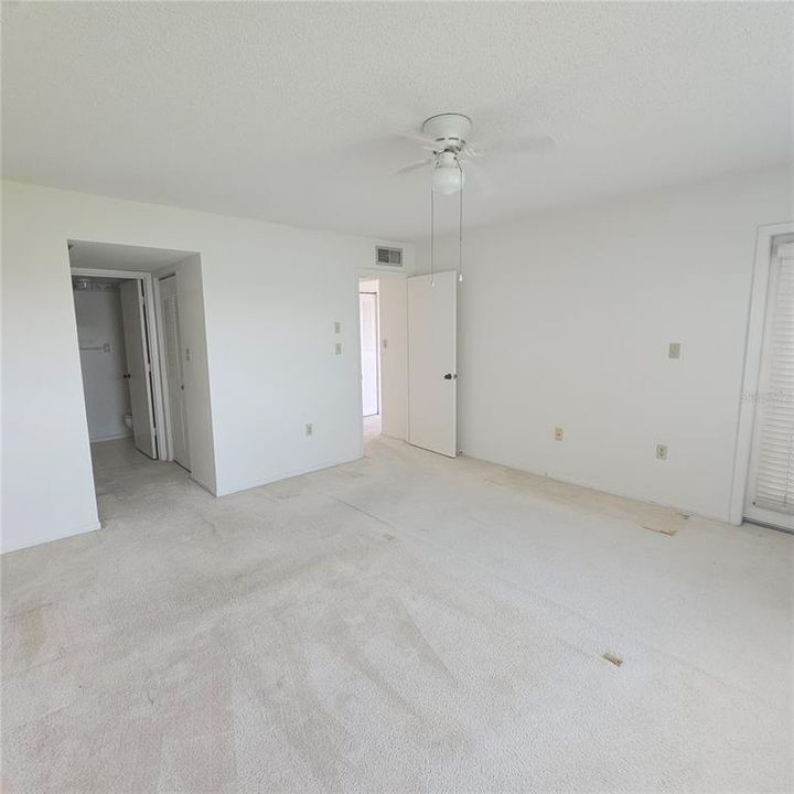 En Venta: $349,900 (2 camas, 2 baños, 1170 Pies cuadrados)